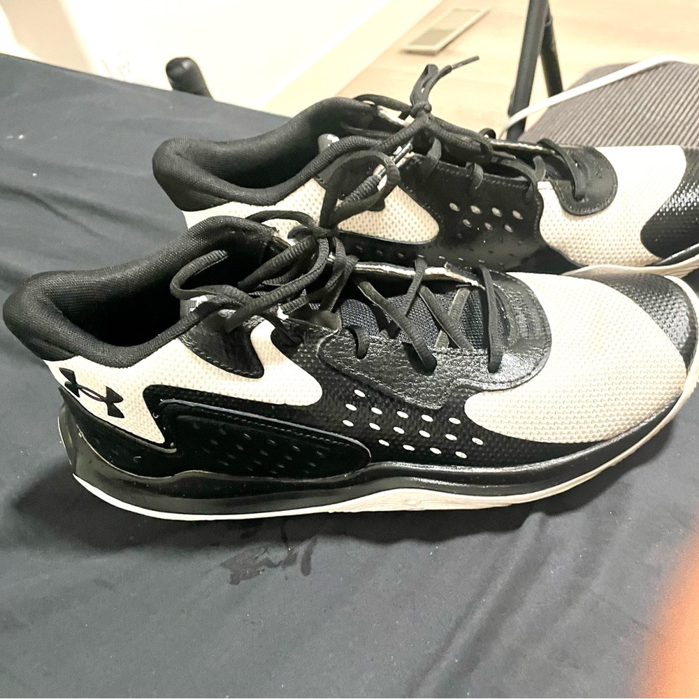 Umbro basketball shoes